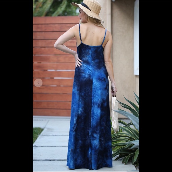 Navy tie dye maxi dress. - Picture 5 of 7